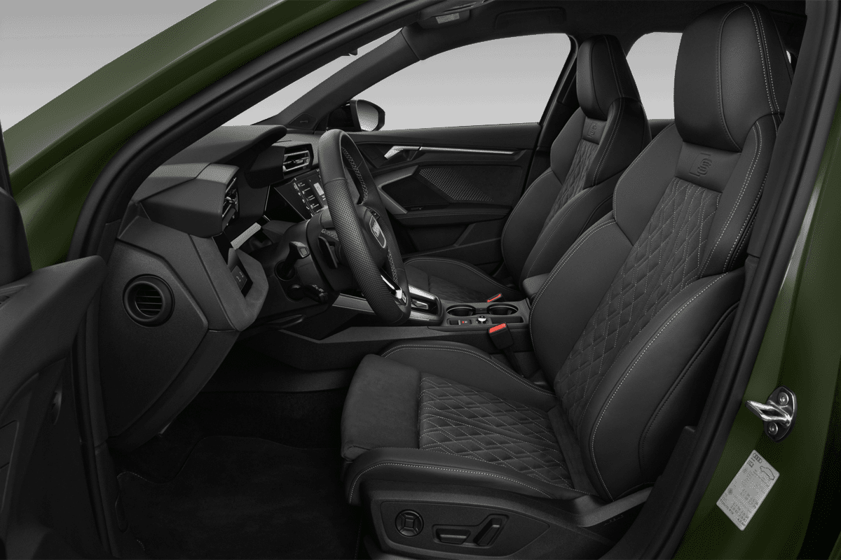 Vordersitze eines Audi A3 Limousine