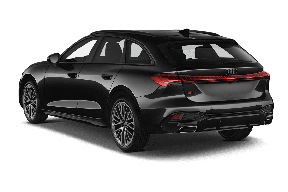 Schräge Heckansicht eines Audi A5 Avant , freigestellt