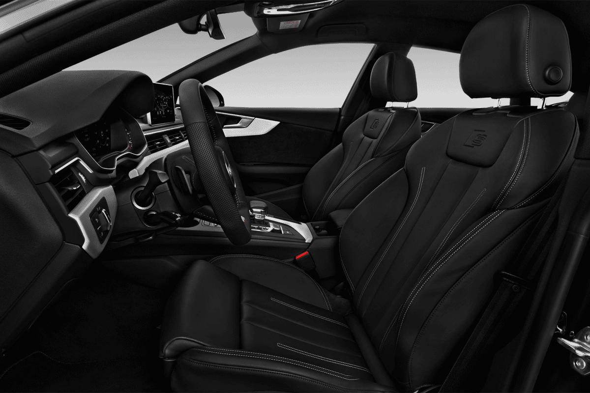 Vordersitze eines Audi A5 Sportback g-tron