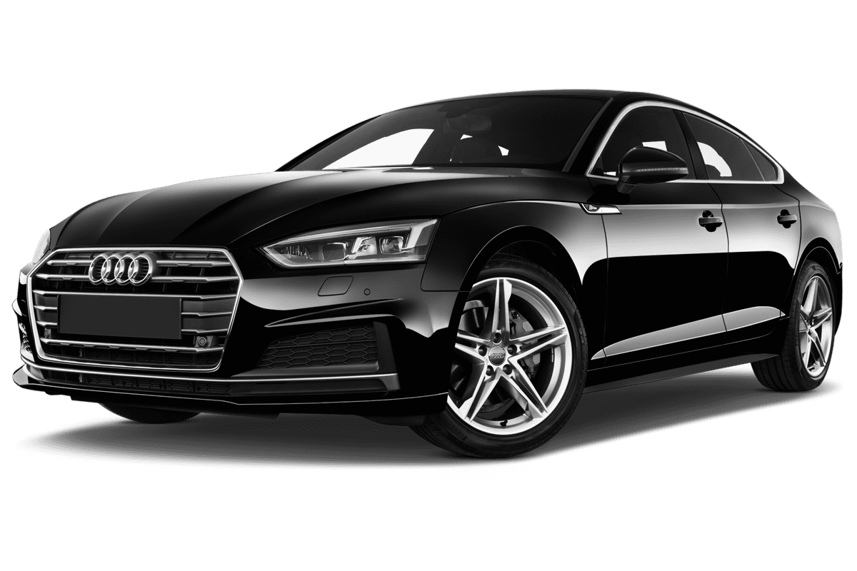 Tiefe, schräge Heckansicht eines Audi A5 Sportback g-tron, freigestellt