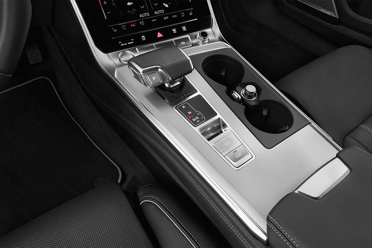 Schaltknüppel eines Audi A6 Limousine TFSI e