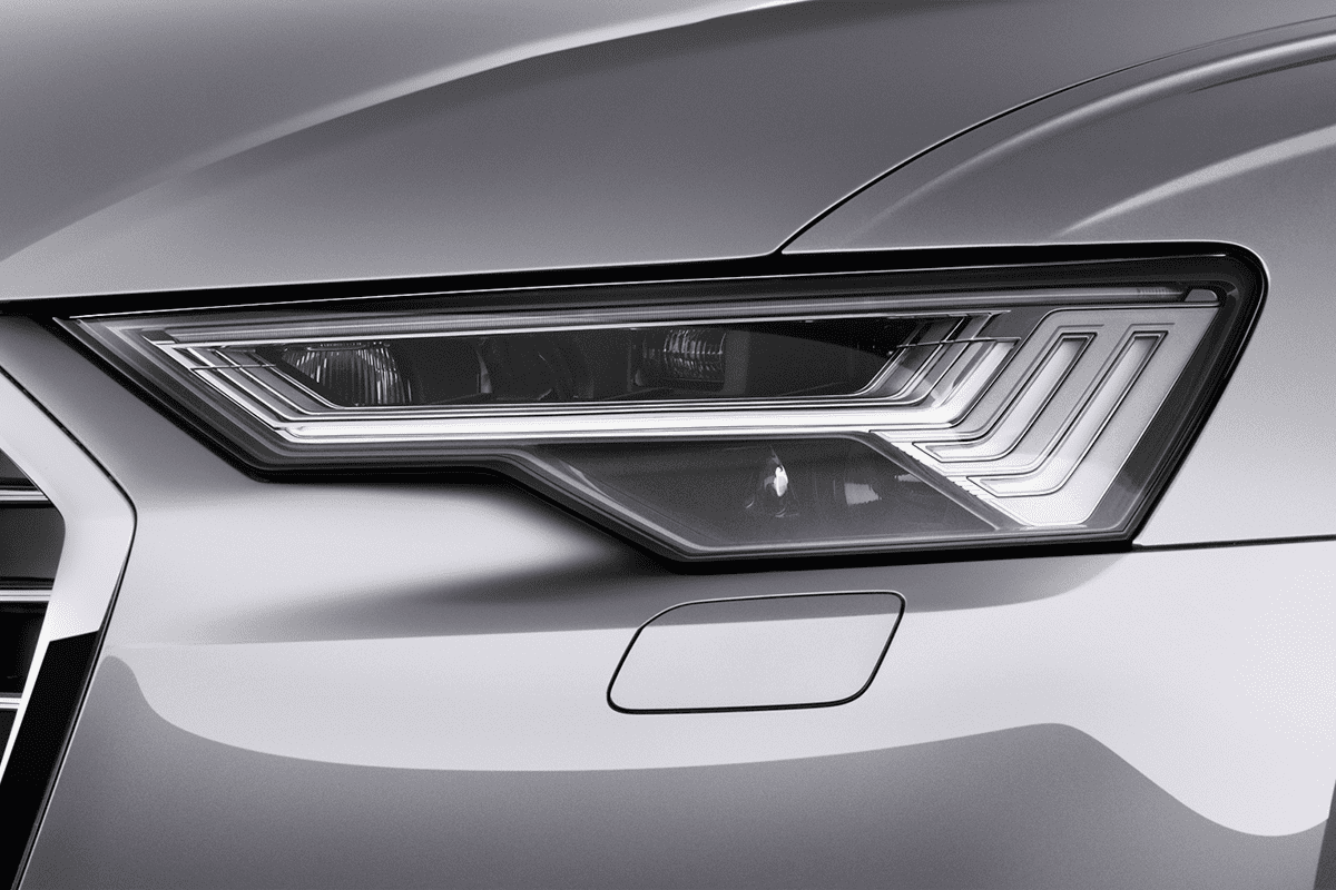 Frontscheinwerfer eines Audi A6 Limousine TFSI e