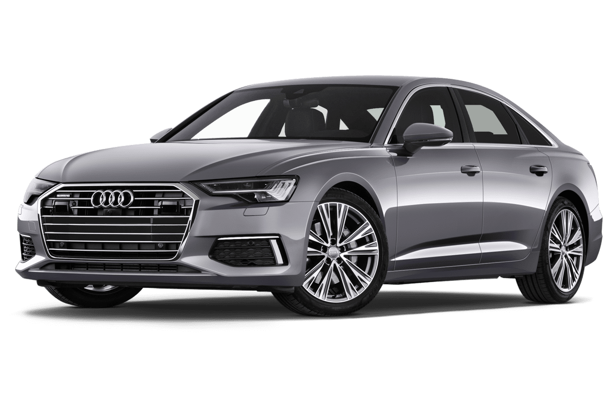 Tiefe, schräge Heckansicht eines Audi A6 Limousine TFSI e, freigestellt