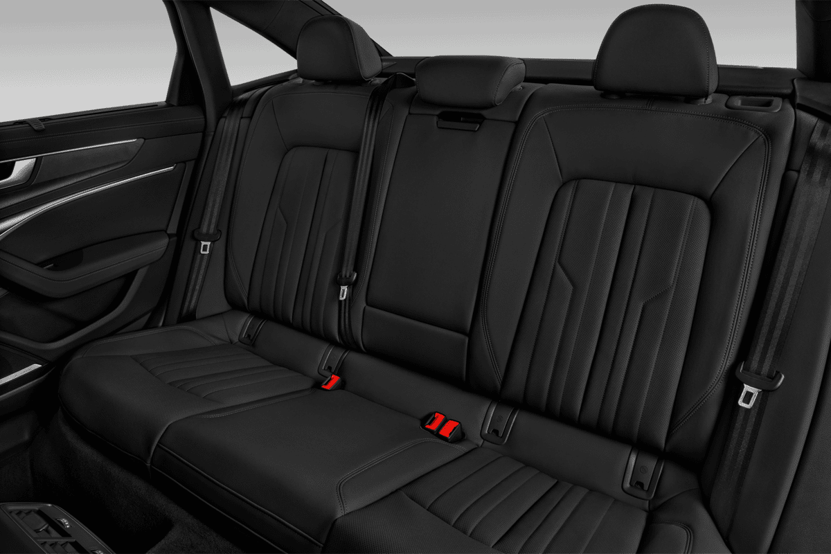 Rücksitzbank eines Audi A6 Limousine e-hybrid 