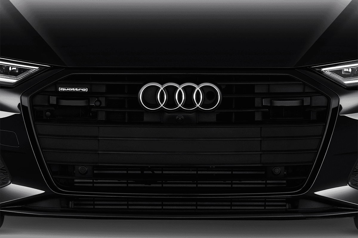 Kühlergrill eines Audi A6 Avant e-hybrid