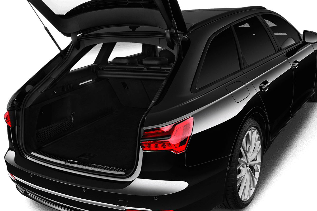 Kofferraum eines Audi A6 Avant e-hybrid