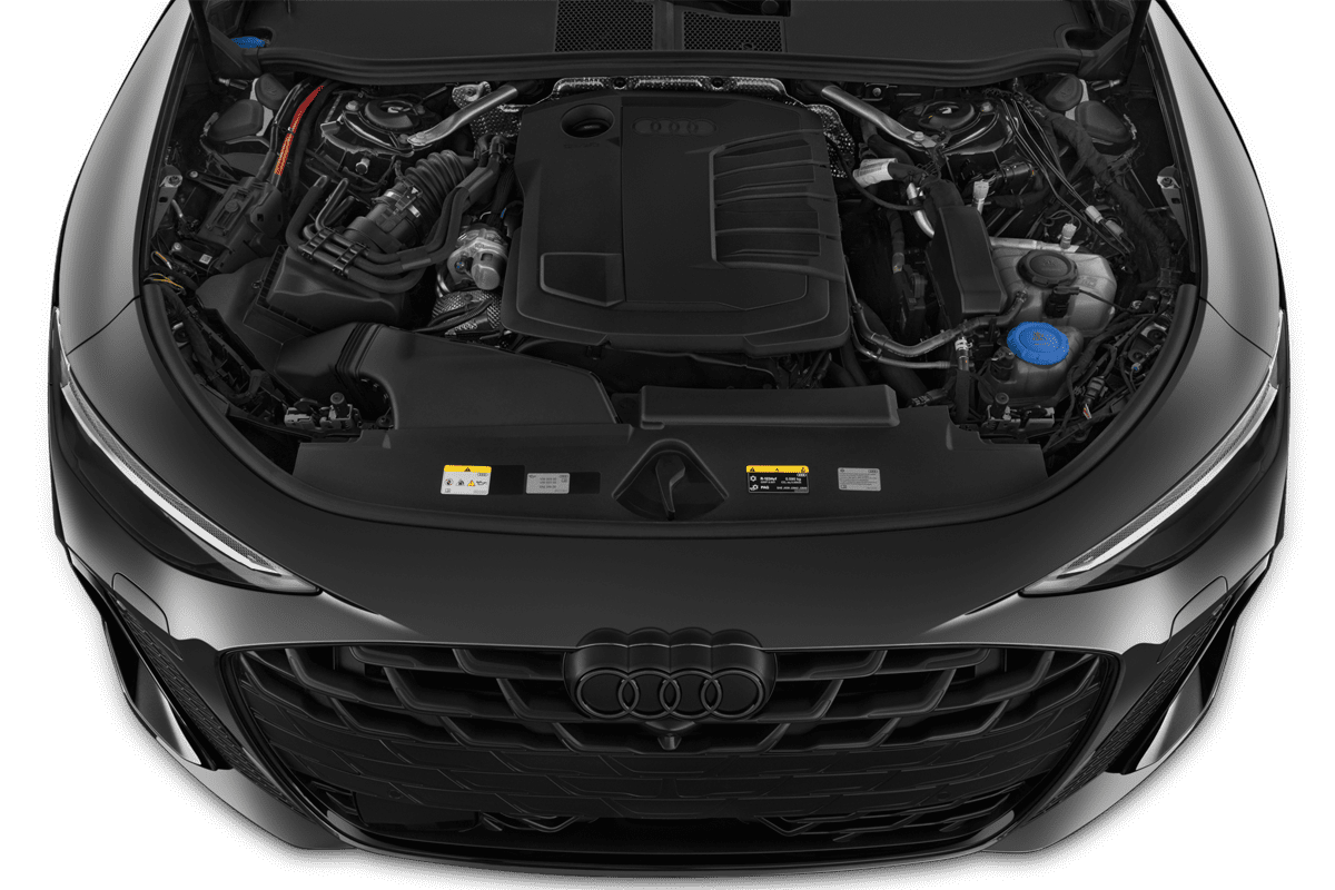 Motorraum eines Audi A6 Avant 