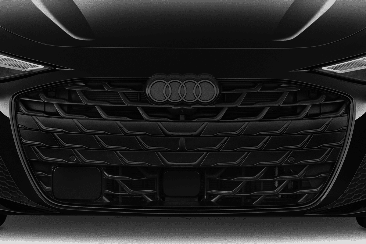 Kühlergrill eines Audi A6 Avant 