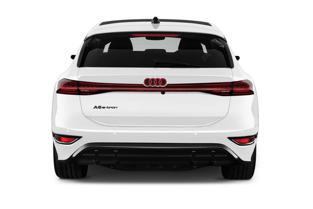 Heckansicht eines Audi A6 Avant e-tron