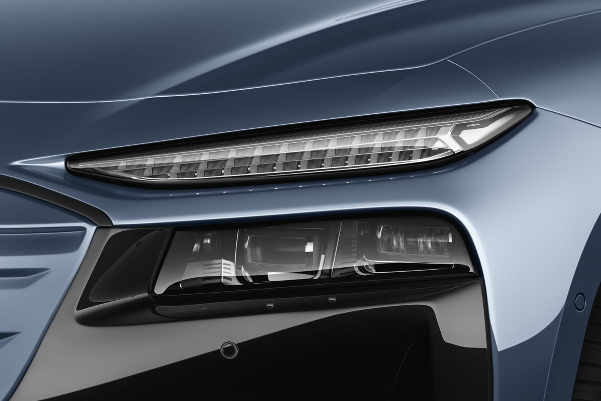 Frontscheinwerfer eines Audi A6 Sportback e-tron 