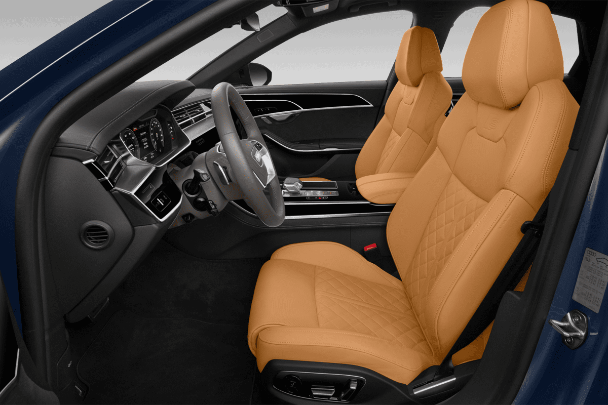 Vordersitze eines Audi A8