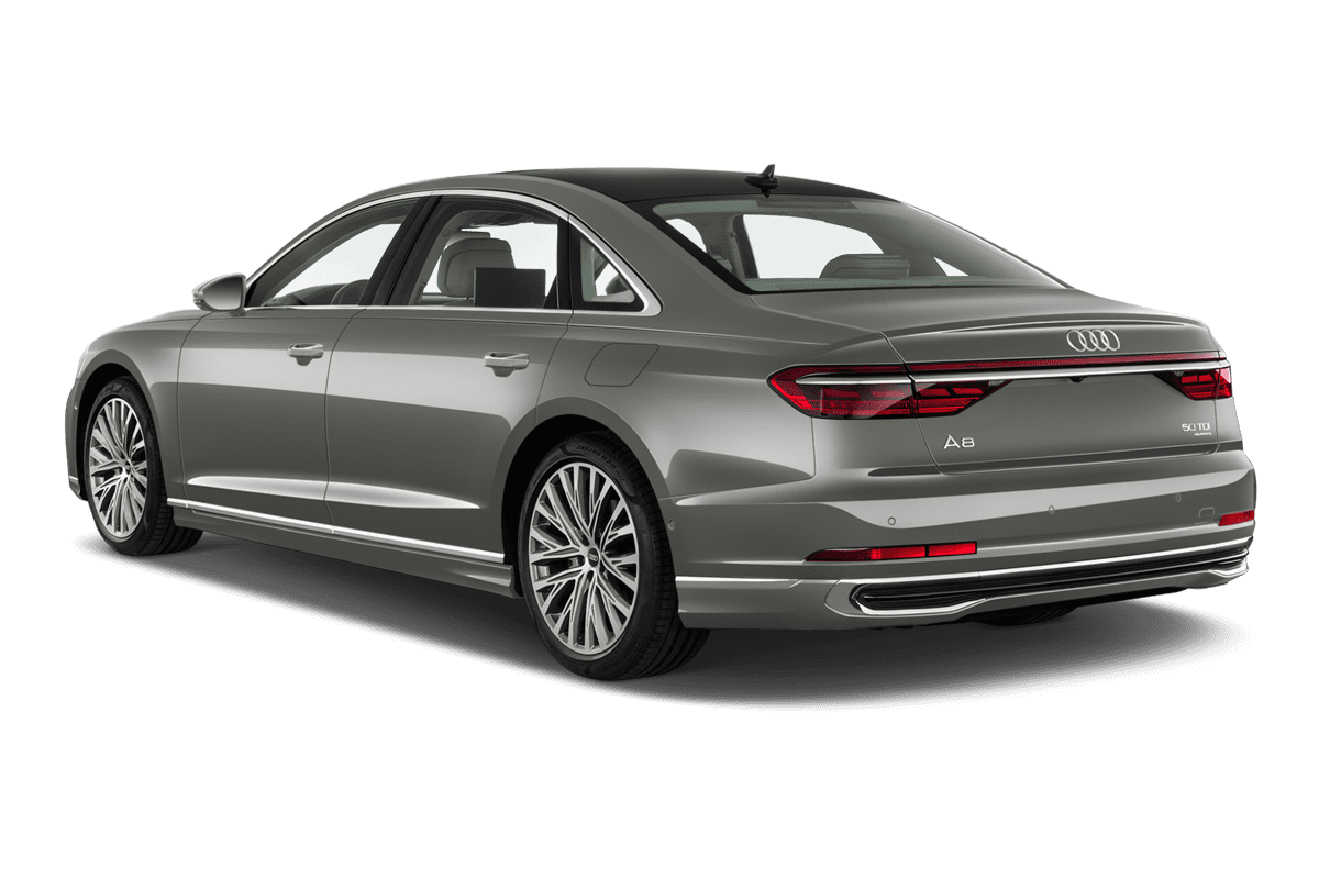 Schräge Heckansicht eines Audi A8 TFSI e, freigestellt