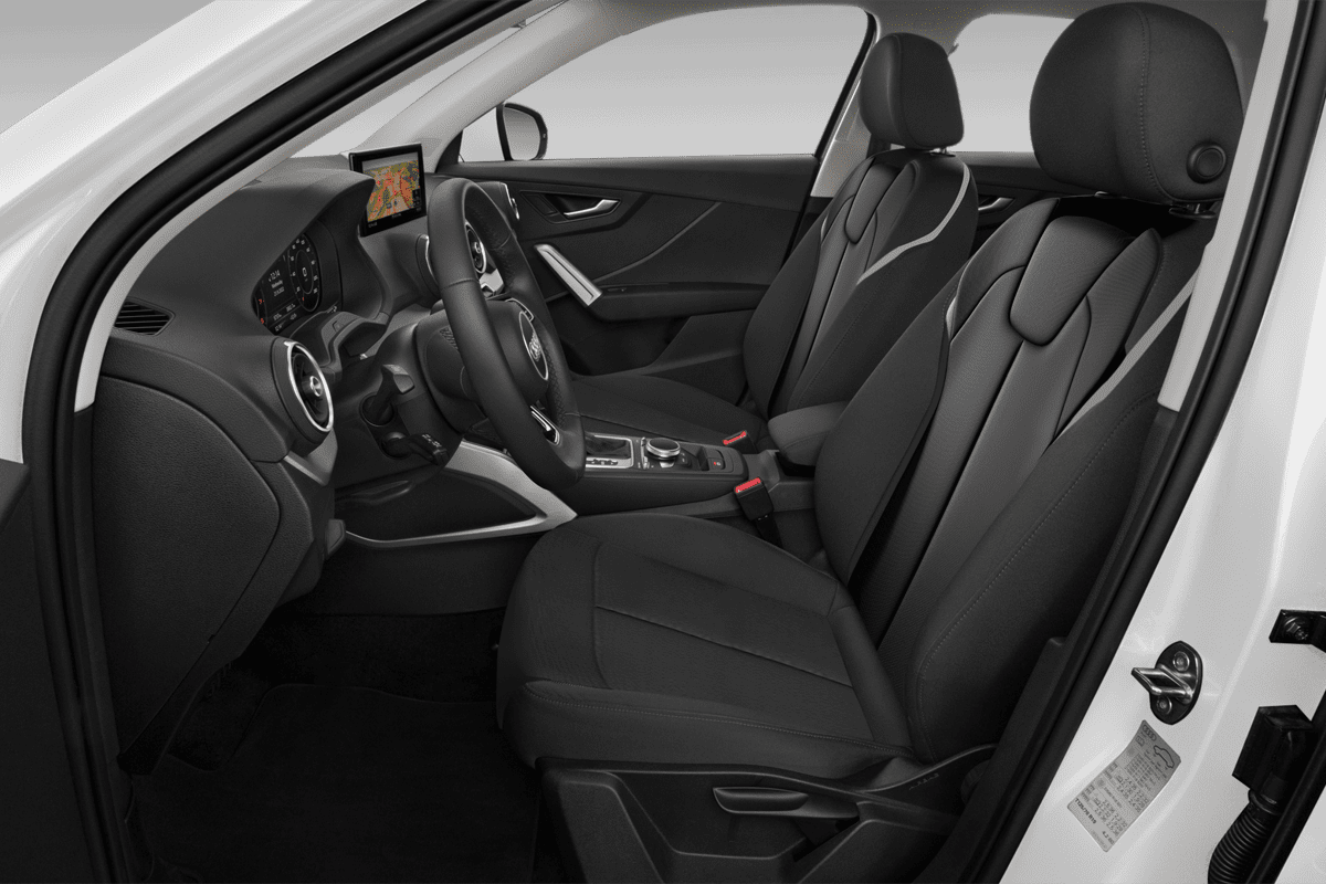 Vordersitze eines Audi Q2