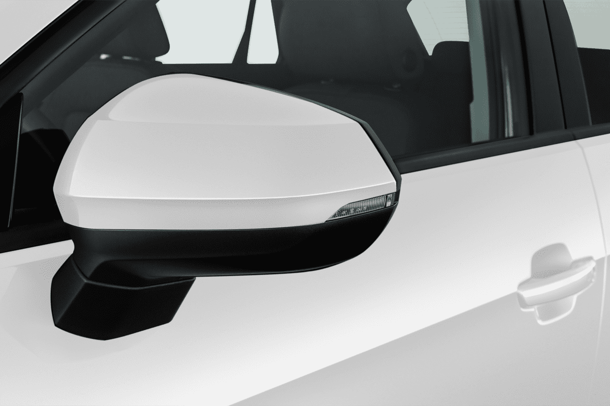 Rückspiegel eines Audi Q2