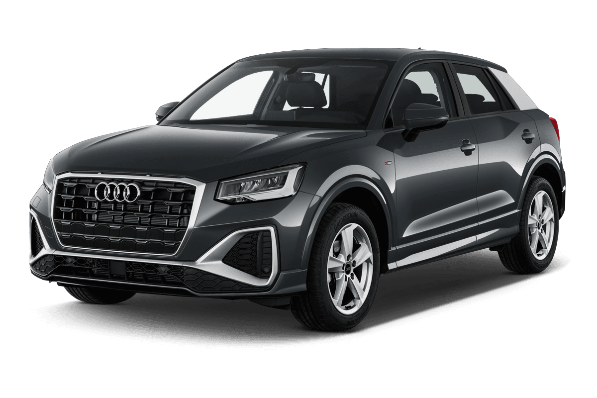 Schräge Frontansicht eines Audi Q2, freigestellt