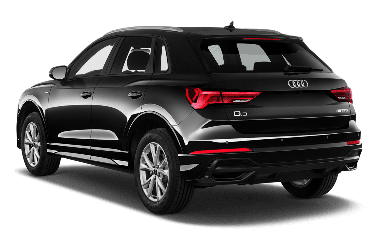 Schräge Heckansicht eines Audi Q3 SUV (neues Modell), freigestellt