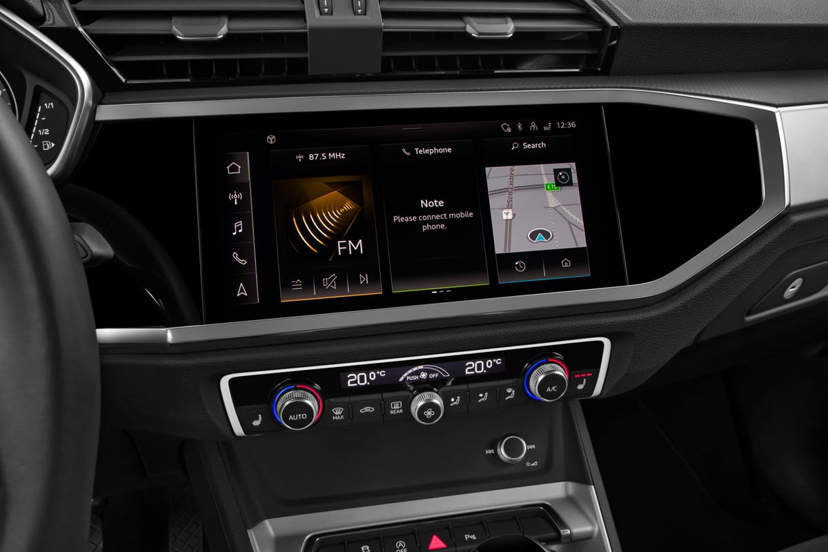 Mittelkonsole eines Audi Q3 SUV (neues Modell)