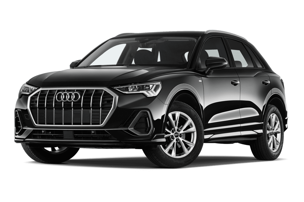 Tiefe, schräge Heckansicht eines Audi Q3 SUV (neues Modell), freigestellt