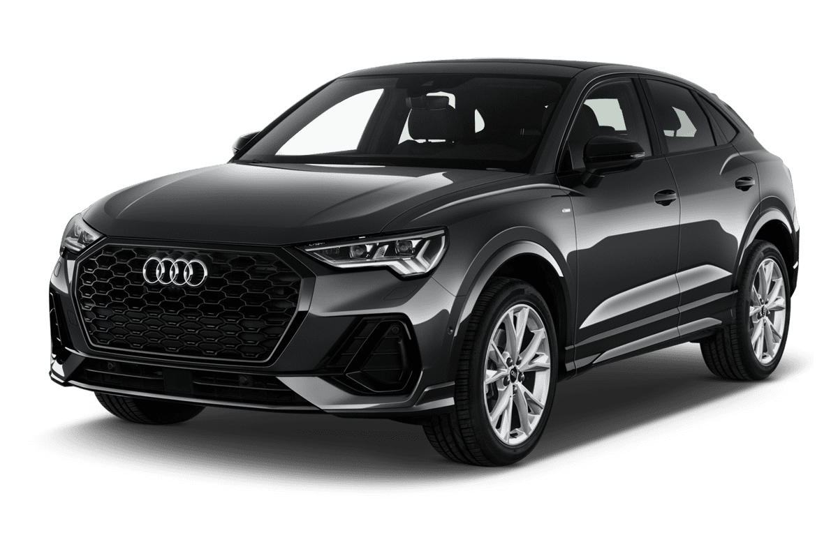 Schräge Frontansicht eines Audi Q3 Sportback, freigestellt