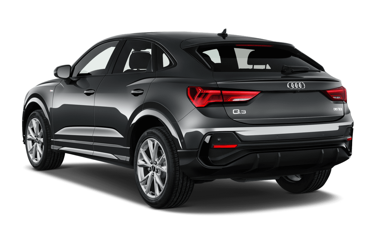 Schräge Heckansicht eines Audi Q3 Sportback, freigestellt