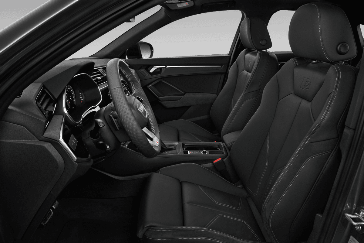 Vordersitze eines Audi Q3 Sportback