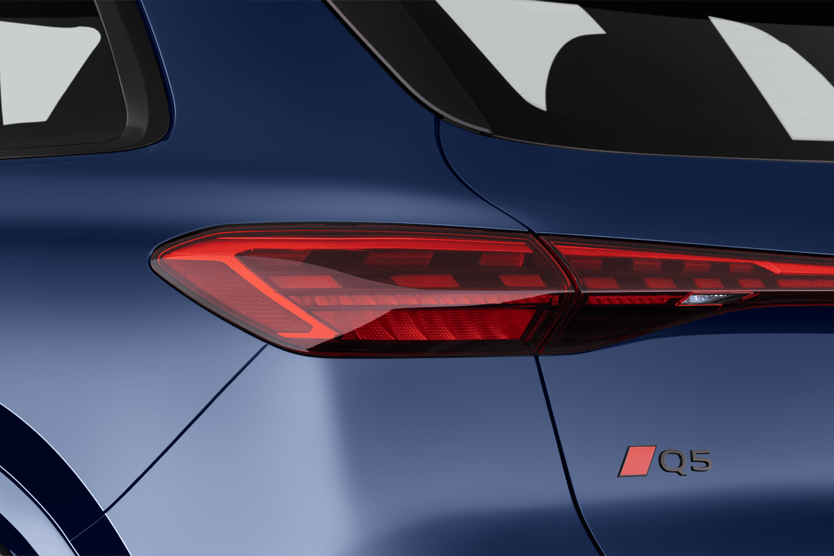 Heckleuchten eines Audi Q5 SUV