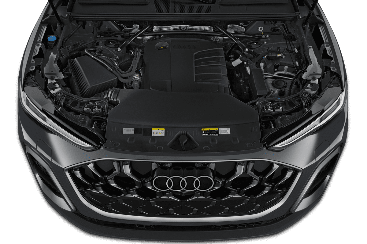 Motorraum eines Audi Q5 Sportback 
