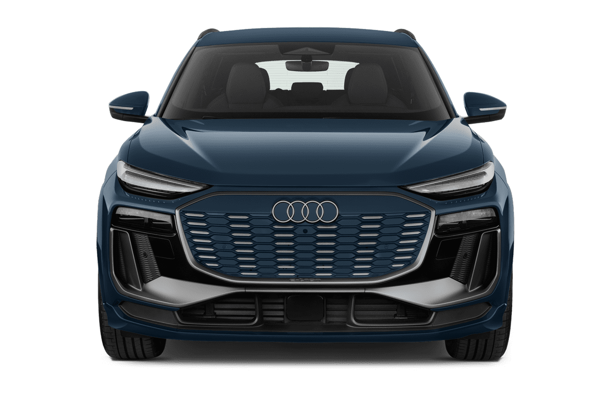 Frontansicht eines Audi Q6 SUV e-tron, freigestellt