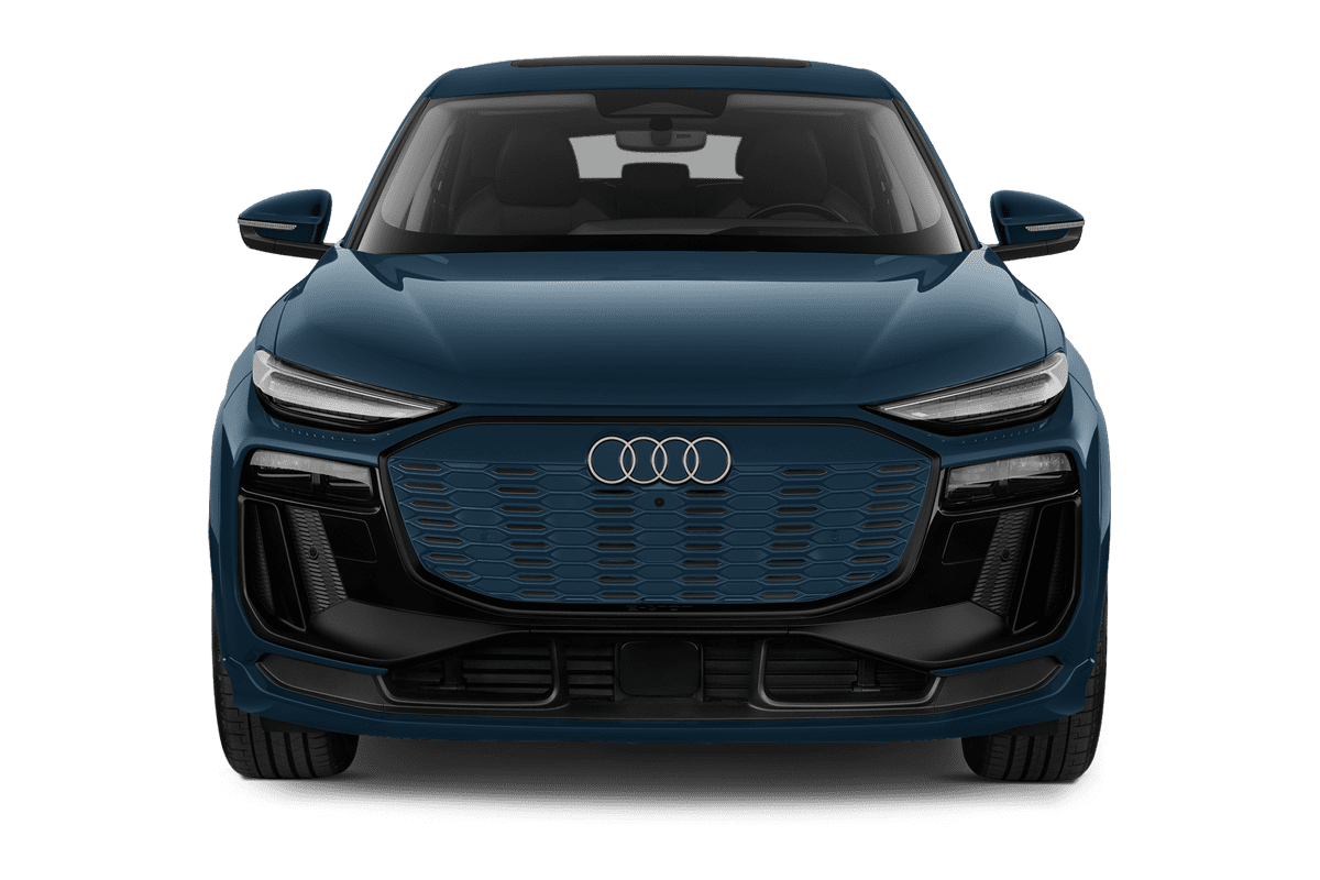 Frontansicht eines Audi Q6 Sportback e-tron, freigestellt