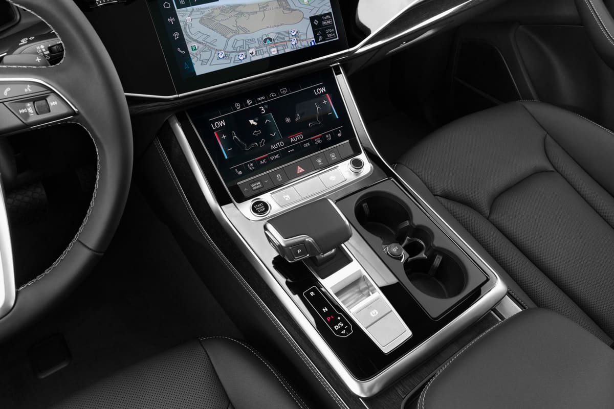 Schaltknüppel eines Audi Q7 SUV