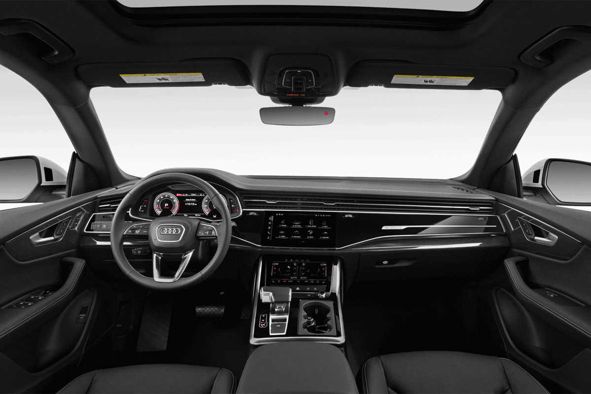 Armaturenbrett eines Audi Q8 SUV TFSI e 