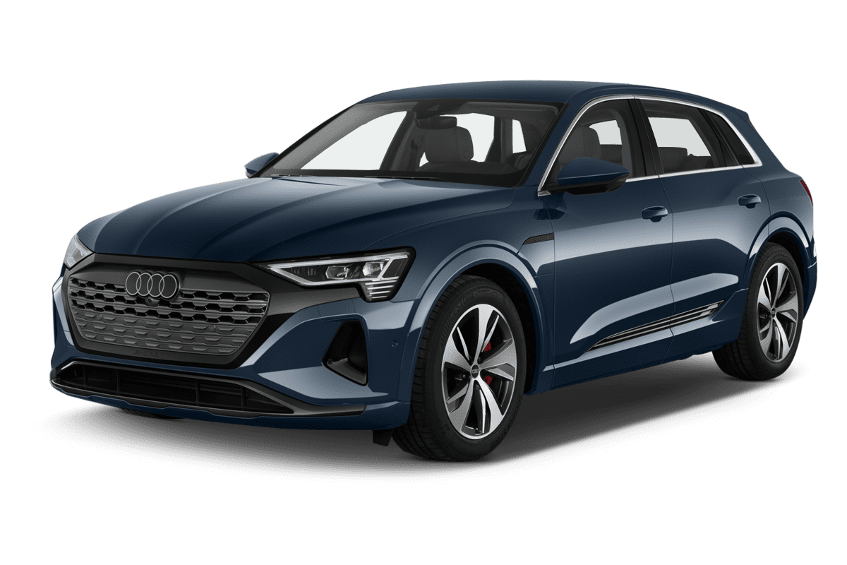 Schräge Frontansicht eines Audi Q8 e-tron, freigestellt
