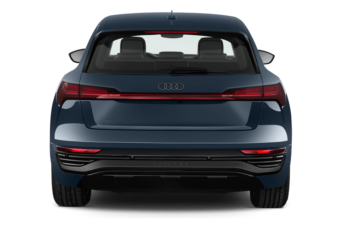Heckansicht eines Audi Q8 e-tron