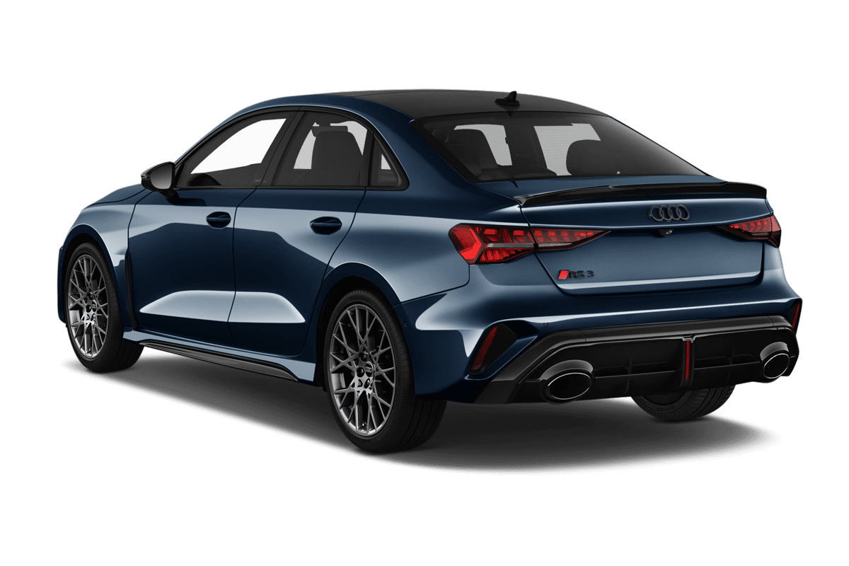 Schräge Heckansicht eines Audi RS3 Limousine, freigestellt