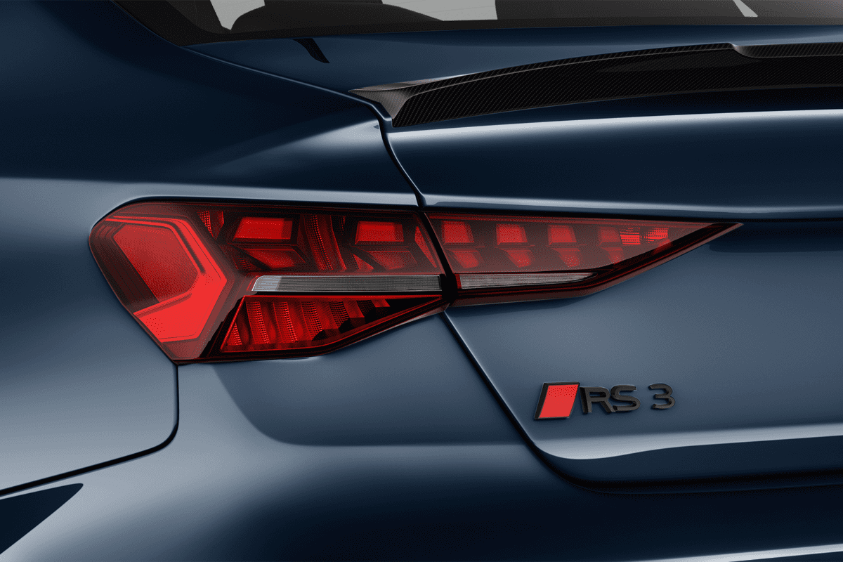 Heckleuchten eines Audi RS3 Limousine