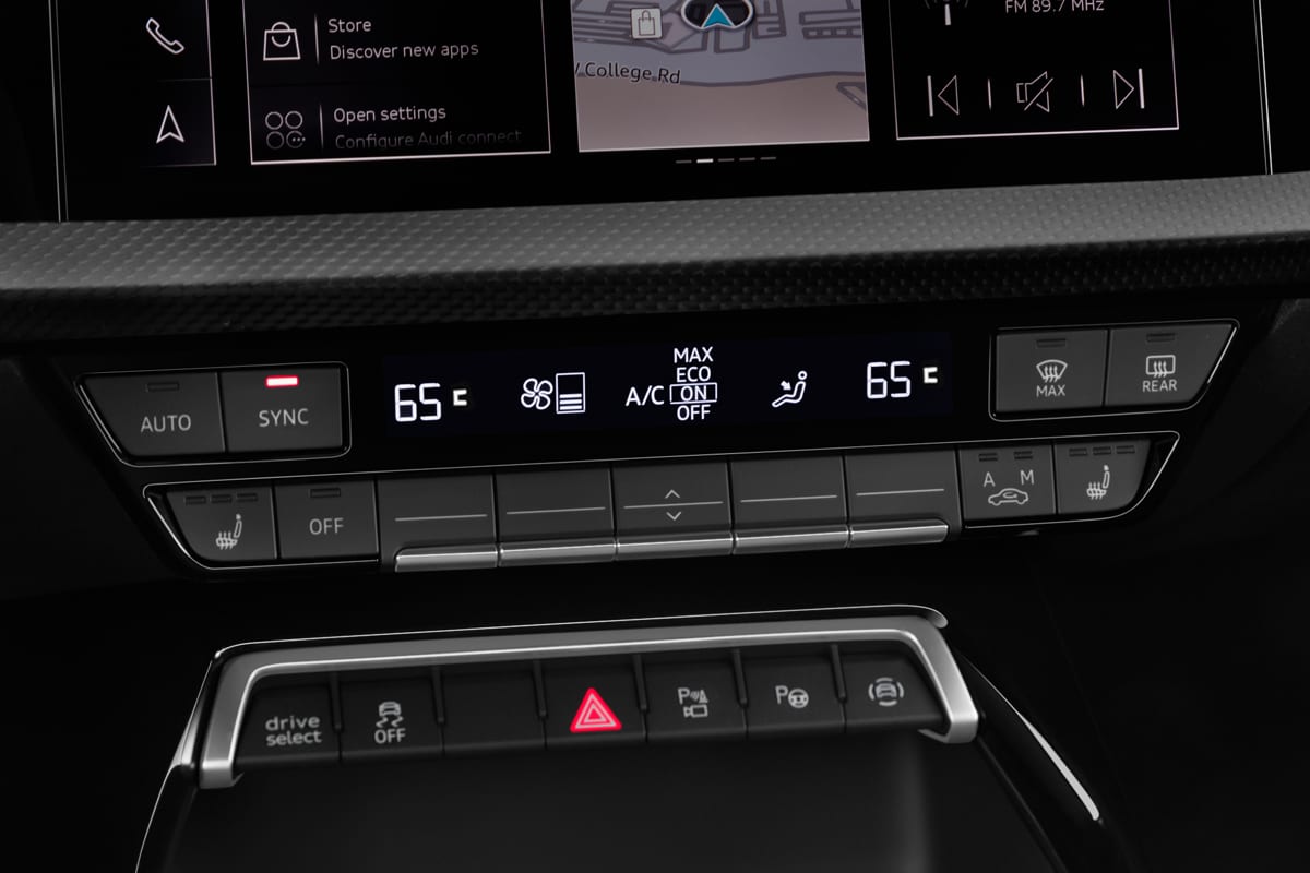 Klimasteuerung eines Audi A3 Limousine