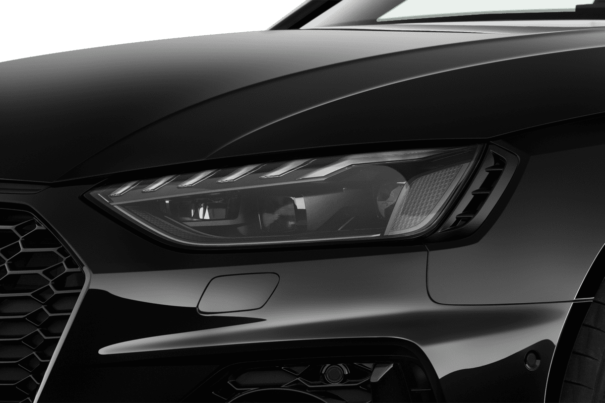 Frontscheinwerfer eines Audi RS4 Avant