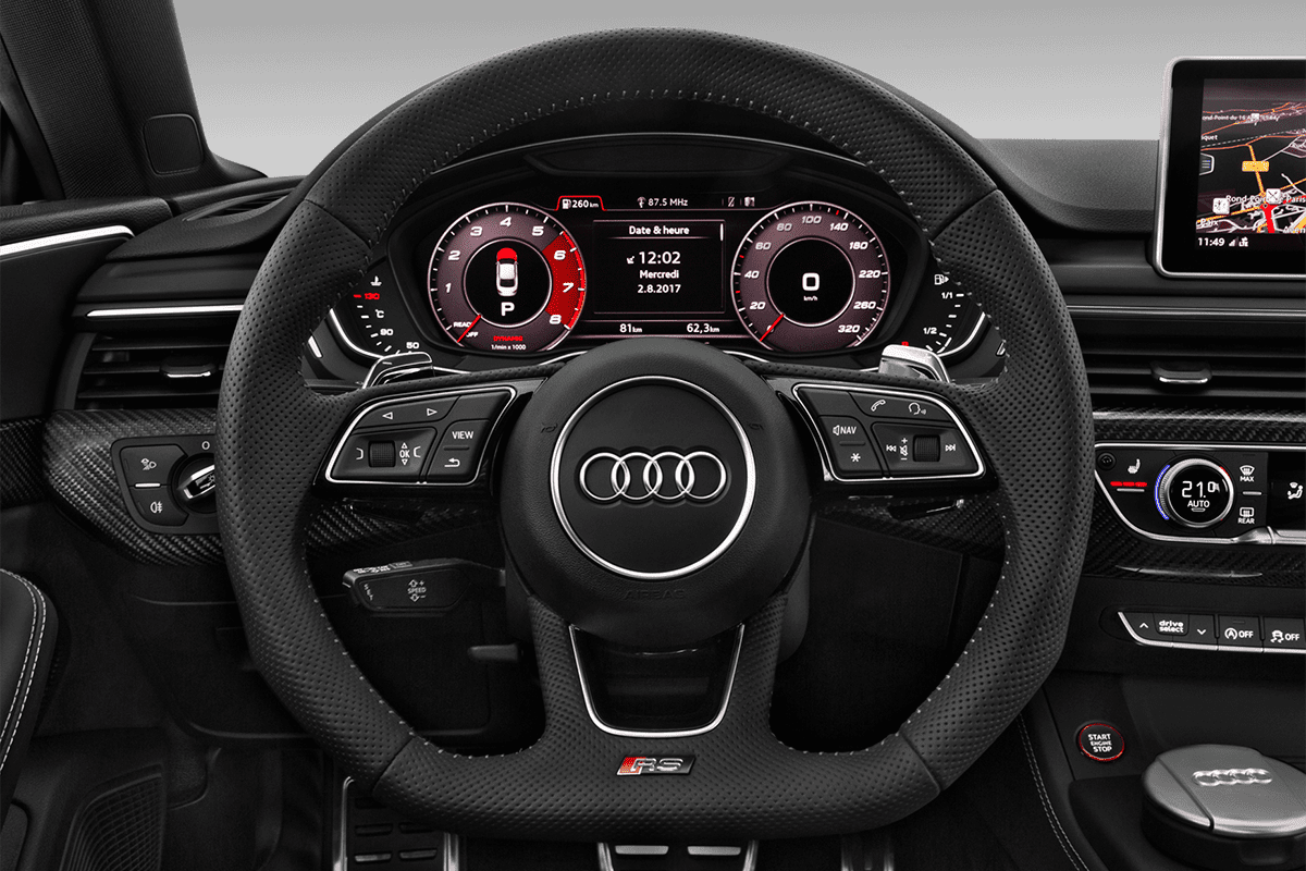 Lenkrad eines Audi RS5 Coupé