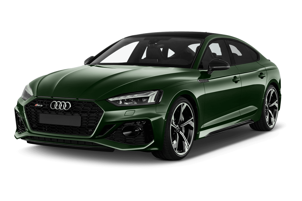 Schräge Frontansicht eines Audi RS5 Sportback, freigestellt