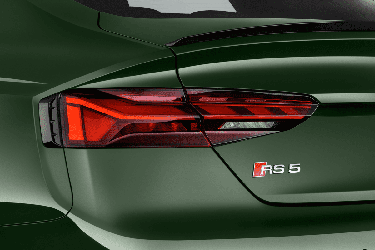 Heckleuchten eines Audi RS5 Sportback