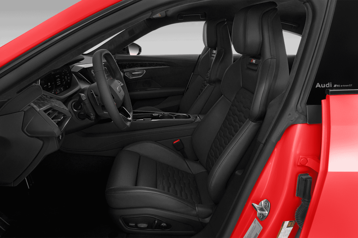 Vordersitze eines Audi RS e-tron GT