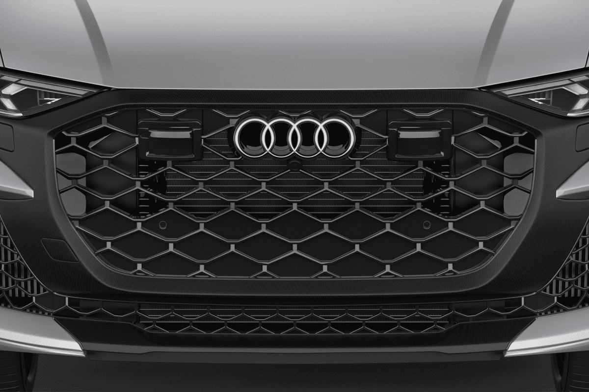 Kühlergrill eines Audi RS Q8 SUV