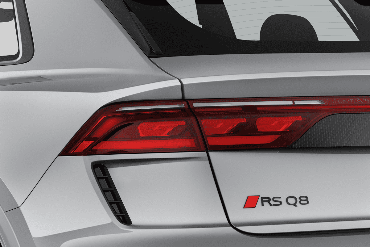 Heckleuchten eines Audi RS Q8 SUV