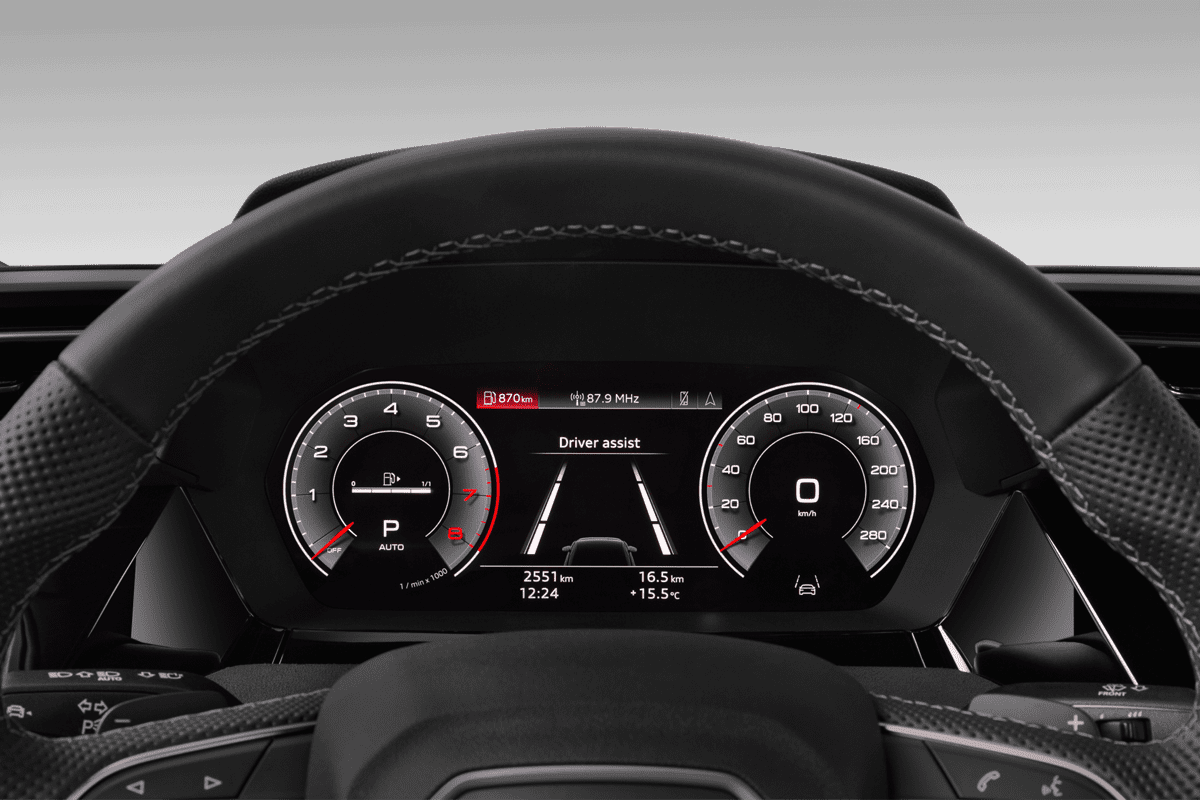 Kombiinstrument eines Audi S3 Sportback 