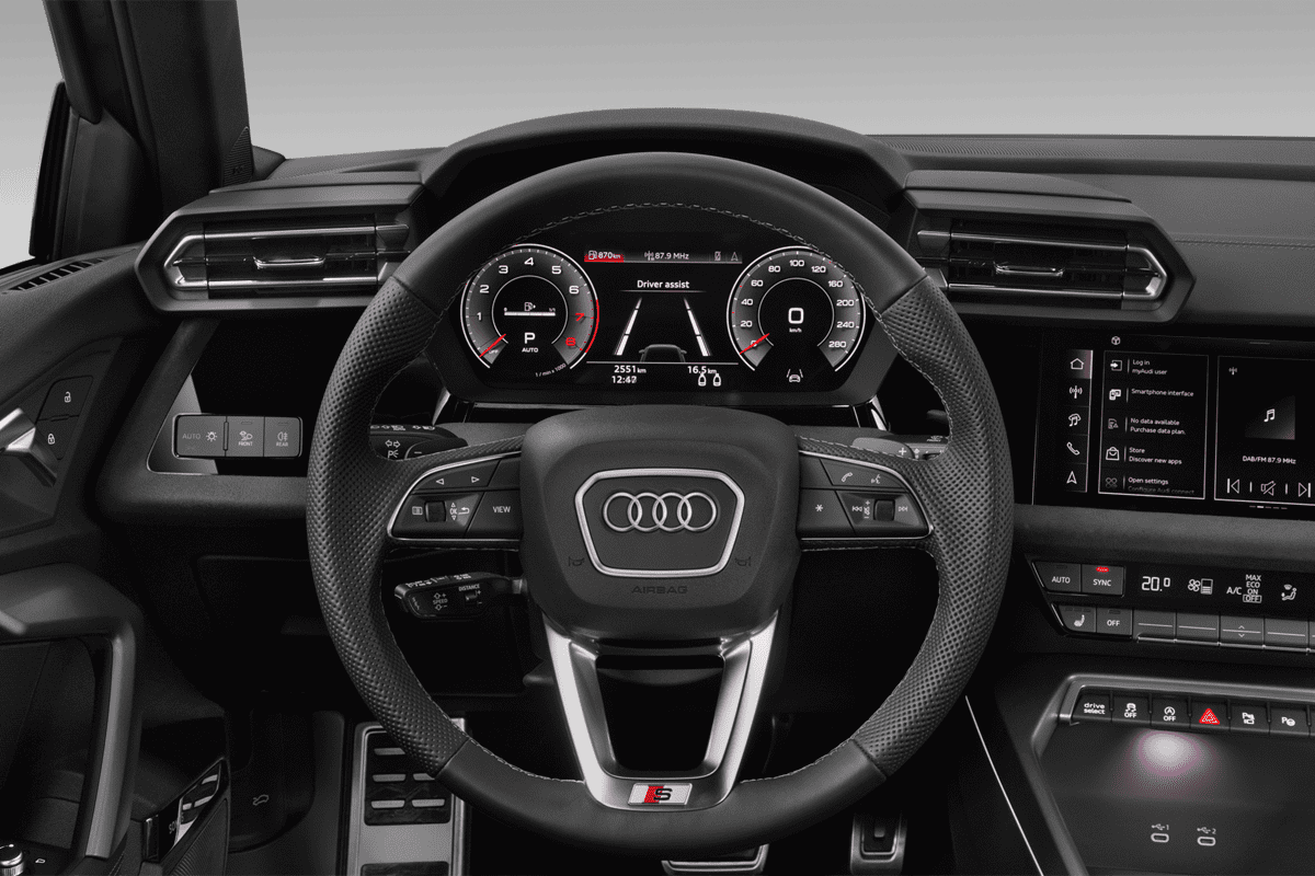 Lenkrad eines Audi S3 Sportback 