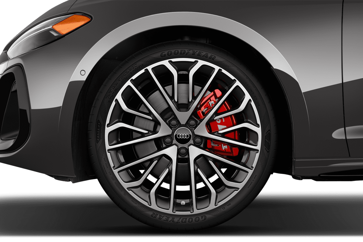 Radkappe oder Felge eines Audi S5 Limousine 