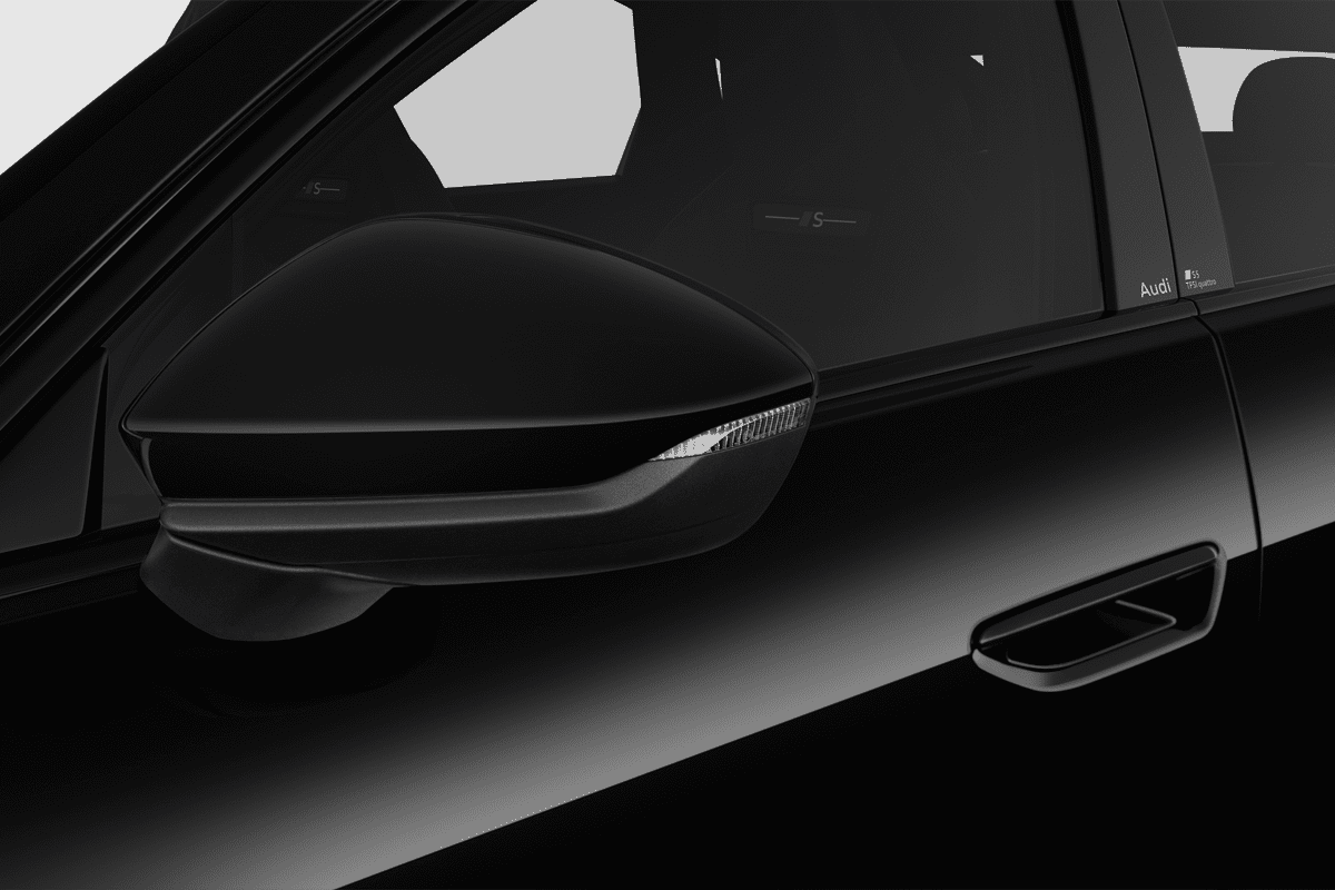 Rückspiegel eines Audi S5 Limousine 