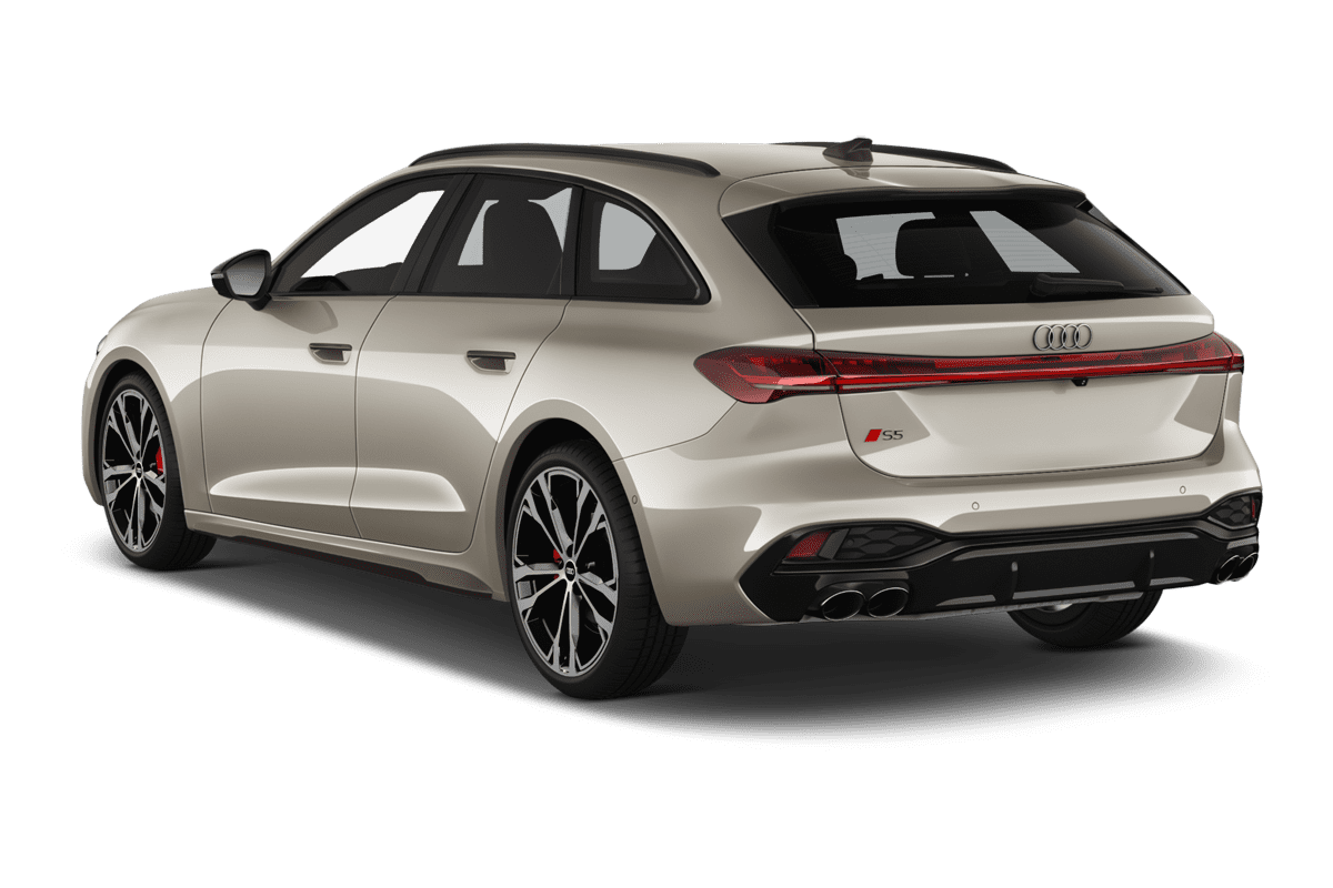 Schräge Heckansicht eines Audi S5 Avant , freigestellt