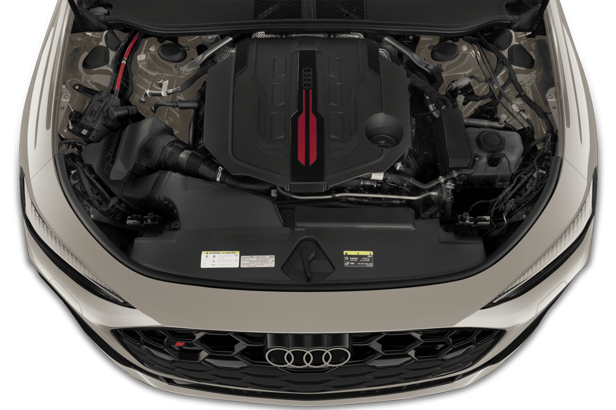 Motorraum eines Audi S5 Avant