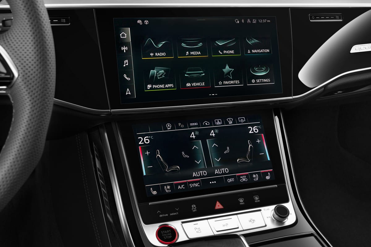 Mittelkonsole eines Audi S8